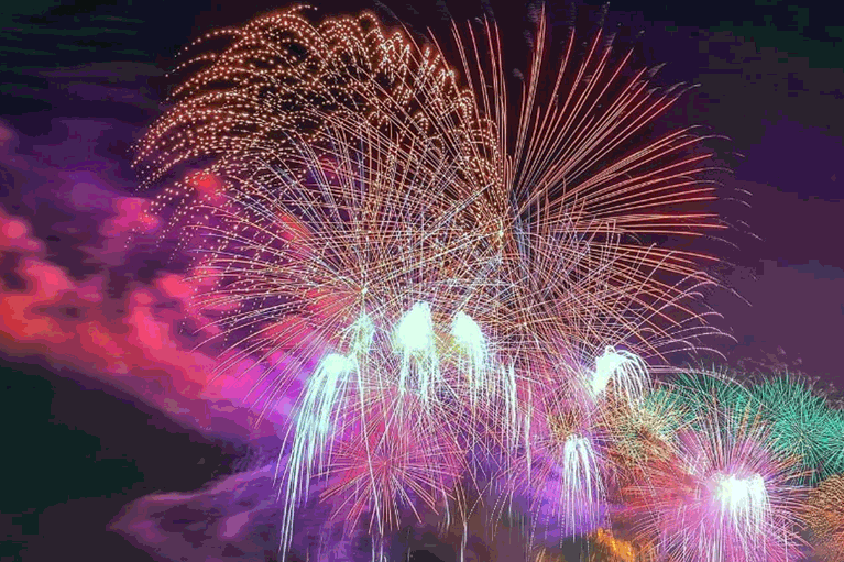 Профессиональная пиротехника ОПТОМ Октябрьский Архангельская область  | oktyabrskijarhangelskaya.salutsklad.ru